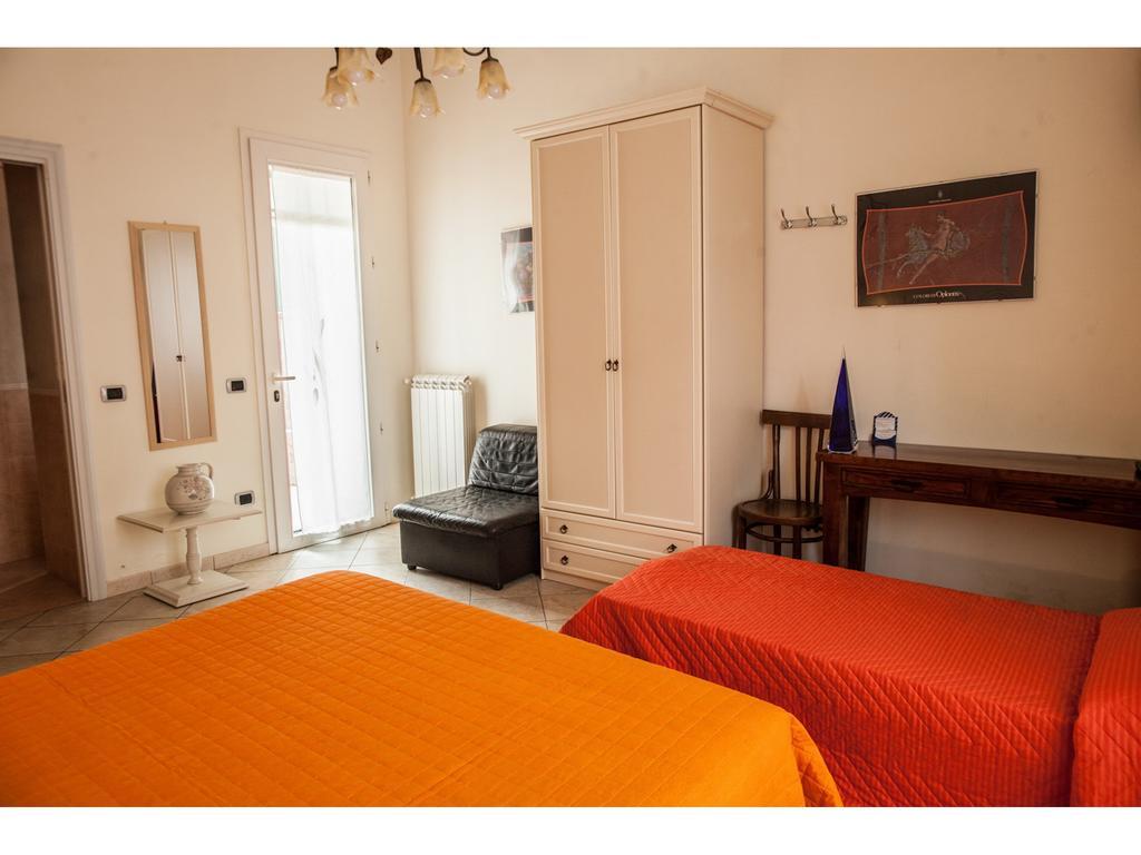 Casa Vacanze Il Gatto Rosso Trecase Cameră foto