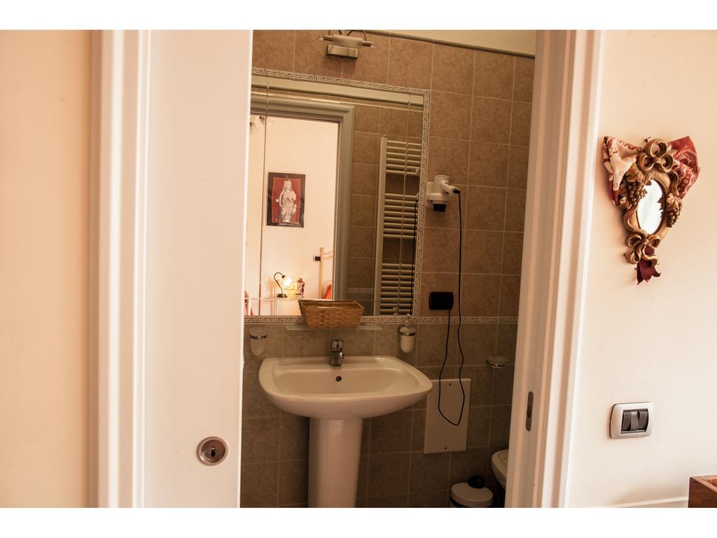 Casa Vacanze Il Gatto Rosso Trecase Cameră foto