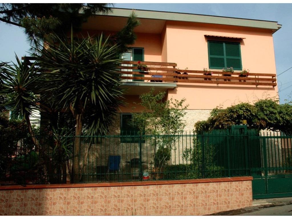 Casa Vacanze Il Gatto Rosso Trecase Exterior foto